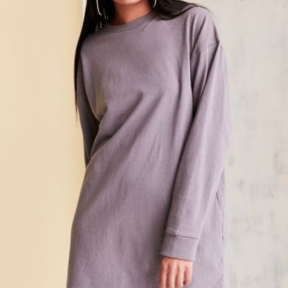 BDG Dresses & Skirts - UO BDG Maeby Oversized Long-Sleeve T-Shirt Dress